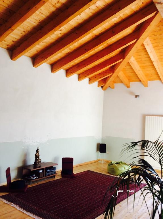 B&B Al Giardino Dei Mandorli Prasco Exterior photo